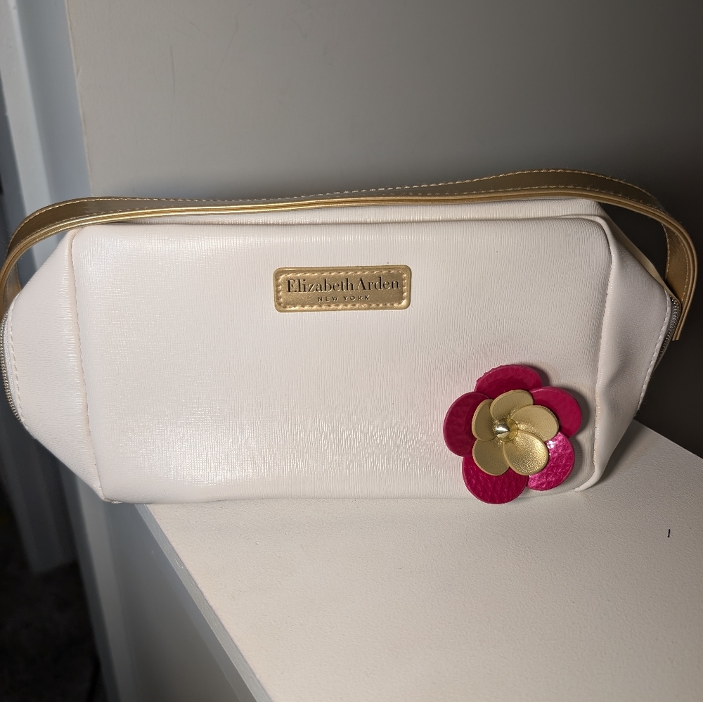 Elizabeth Arden White Cosmetic Bag with Gold and Pink Accents NWOT